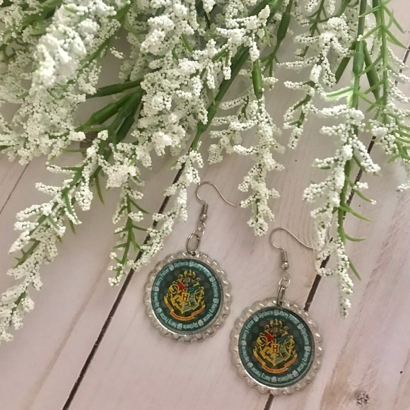 Slytherin Harry Potter Earrings - Picture 2 of 4